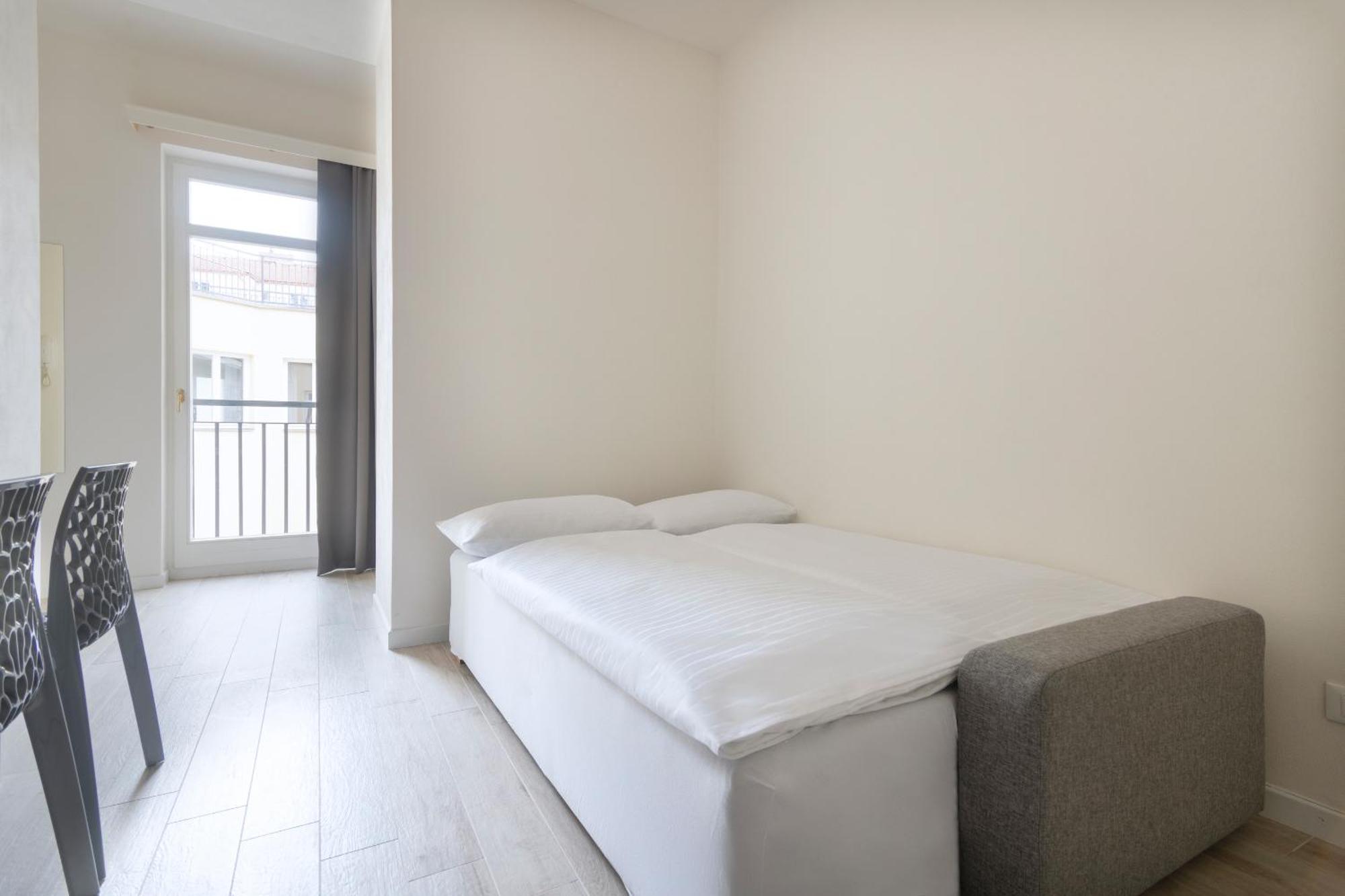 Kinsky Garden Apartments And Suites By Dwellfort Praha Ruang foto