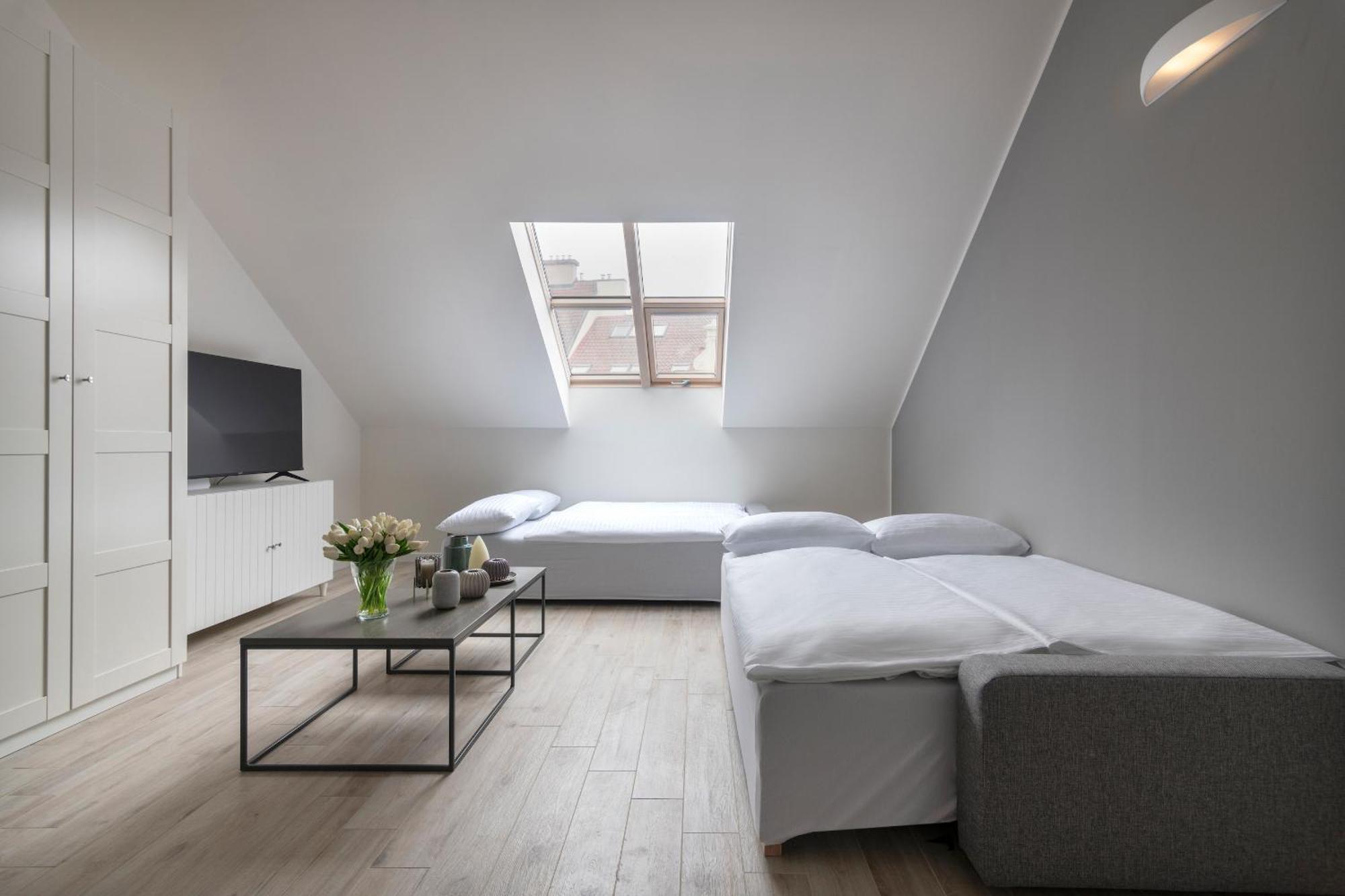 Kinsky Garden Apartments And Suites By Dwellfort Praha Ruang foto